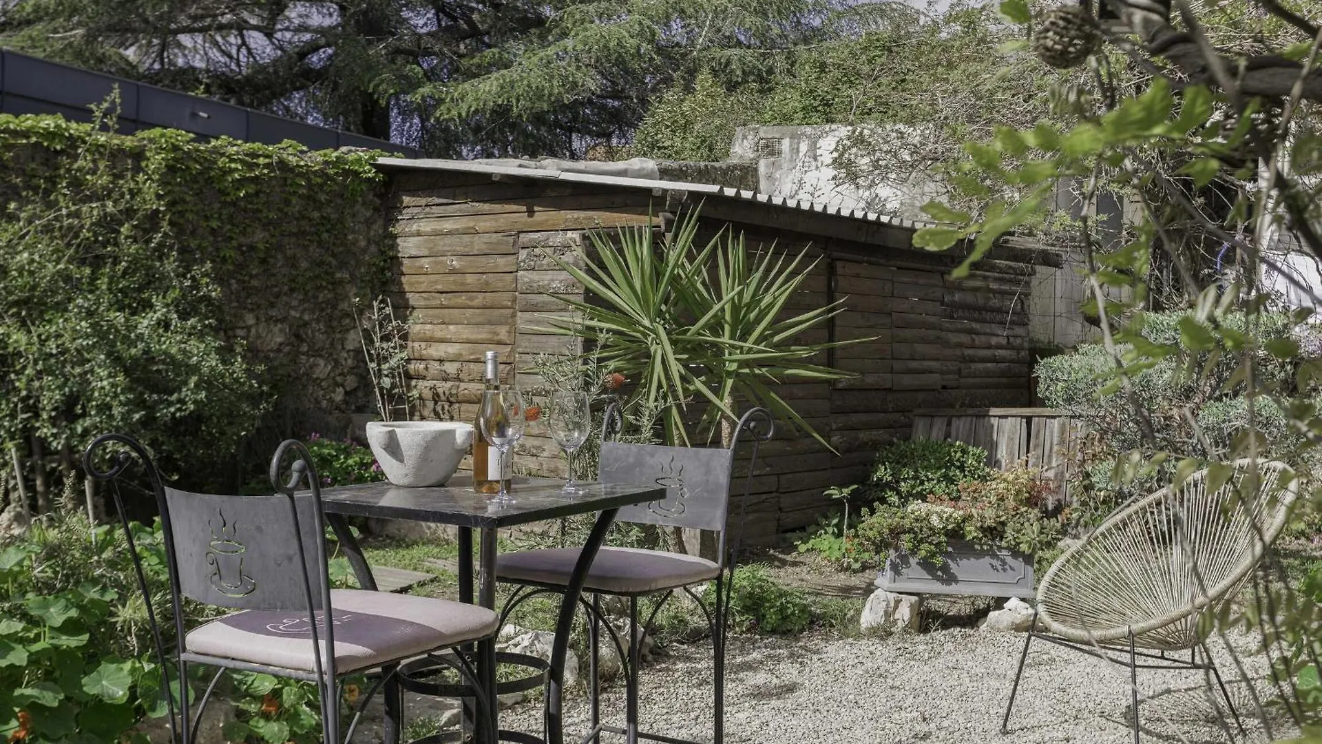 קאן La Maison Fleurie By Halldis צרפת