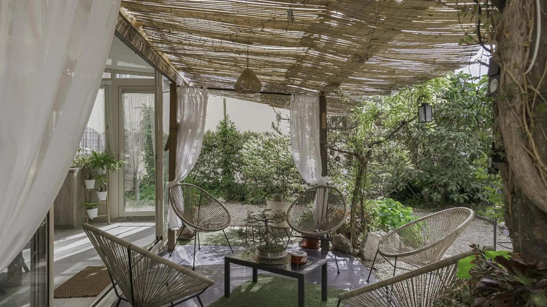 La Maison Fleurie By Halldis Cannes 0*,  Francie